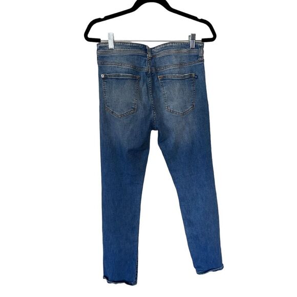 Pilcro and the Letterpress Ripped Slim Boyfriend Crop Jeans Blue Size 27 - Picture 4 of 14